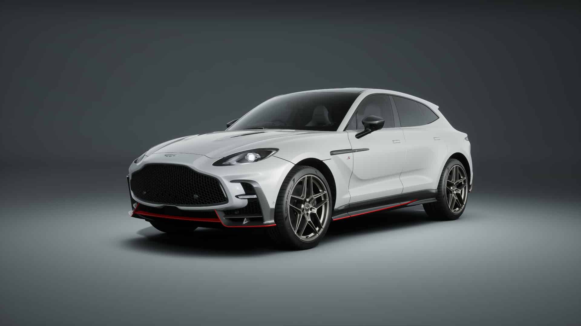 Aston Martin DBX S