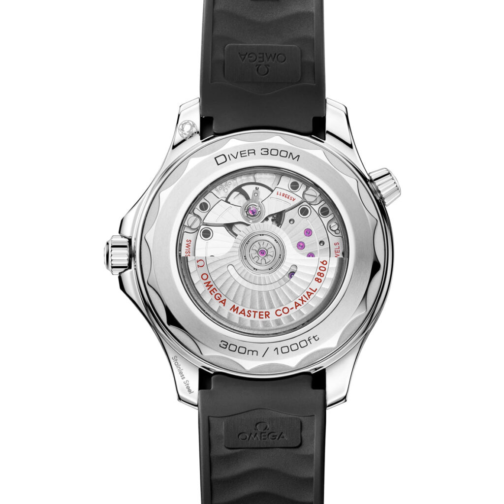 Omega Seamaster Diver 300M noire : mouvement co-axial 8806