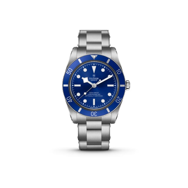 Tudor les plus désirables 2026 : Black Bay 54 Blue de 37 mm avec cadran et lunette bleus