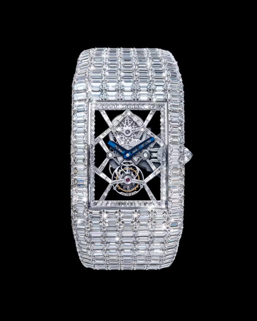 Jacob & Co. Billionaire III White Diamonds vue de face, avec boîtier et bracelet sertis de diamants.