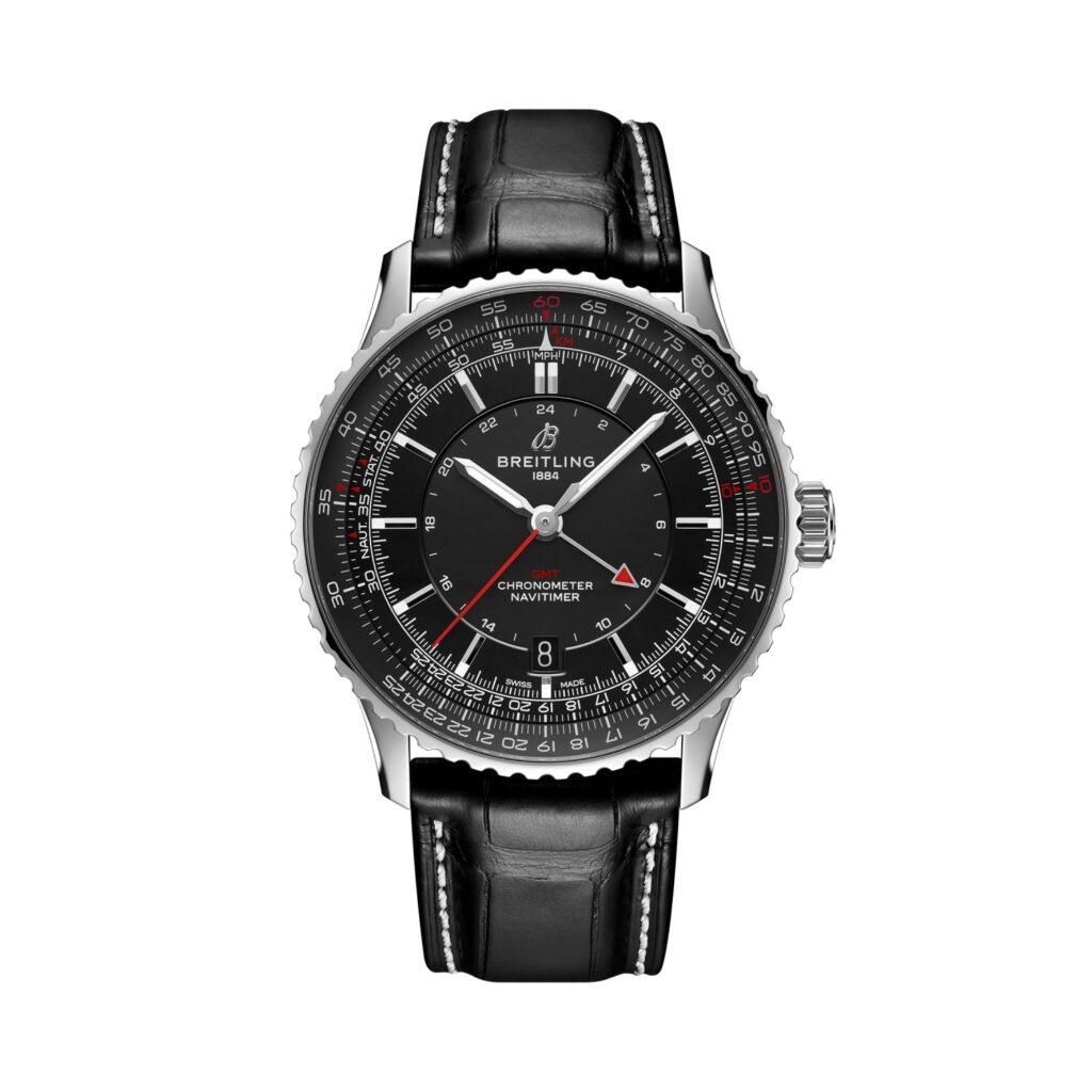 Les 10 Breitling les plus désirables en 2026 : Montre Breitling Navitimer Automatic GMT 41 en acier, cadran noir, sur cuir noir, vue de face