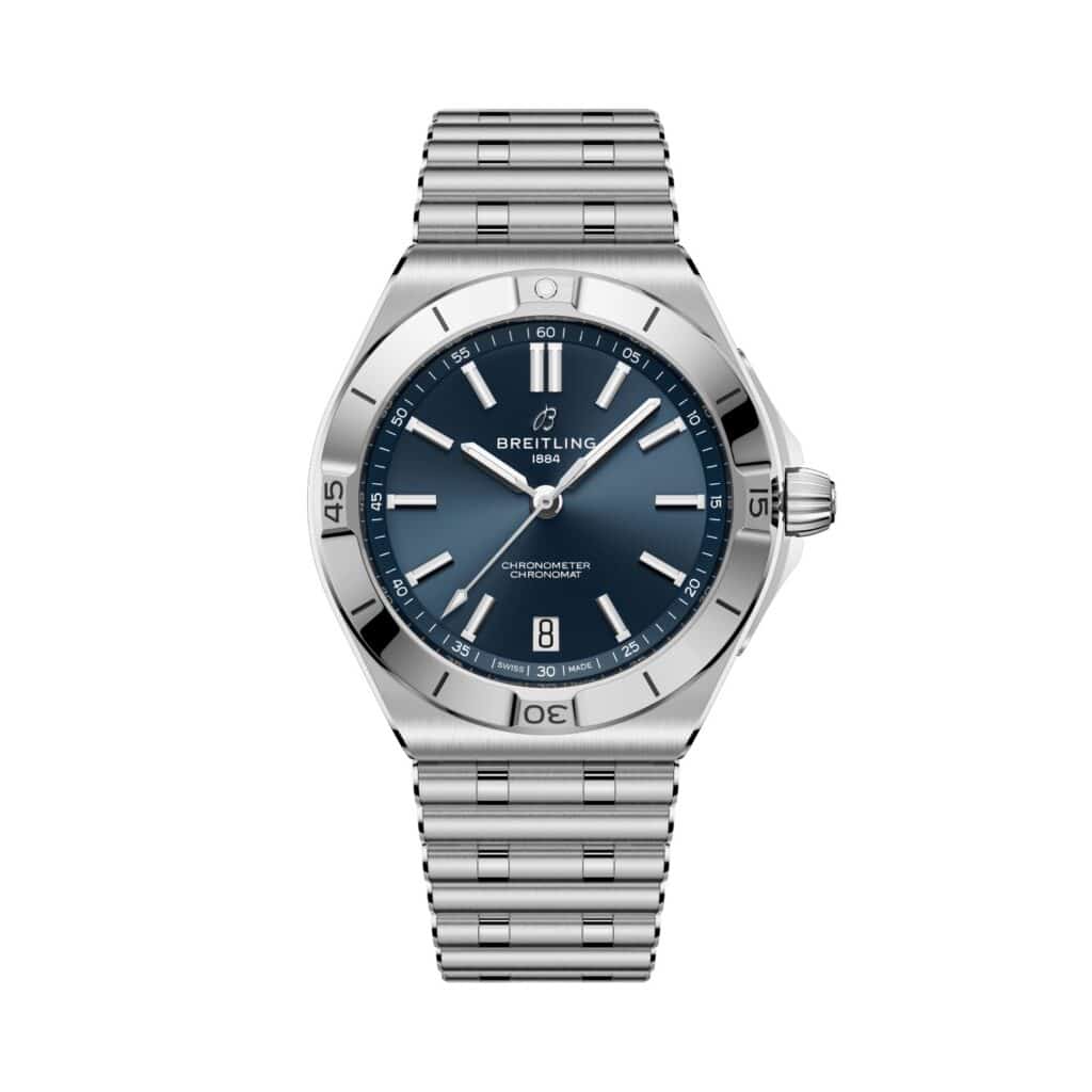 Les 10 Breitling les plus désirables en 2026 : Montre Breitling Chronomat B31 Automatic 40 en acier, cadran bleu, sur bracelet rouleaux, vue de face