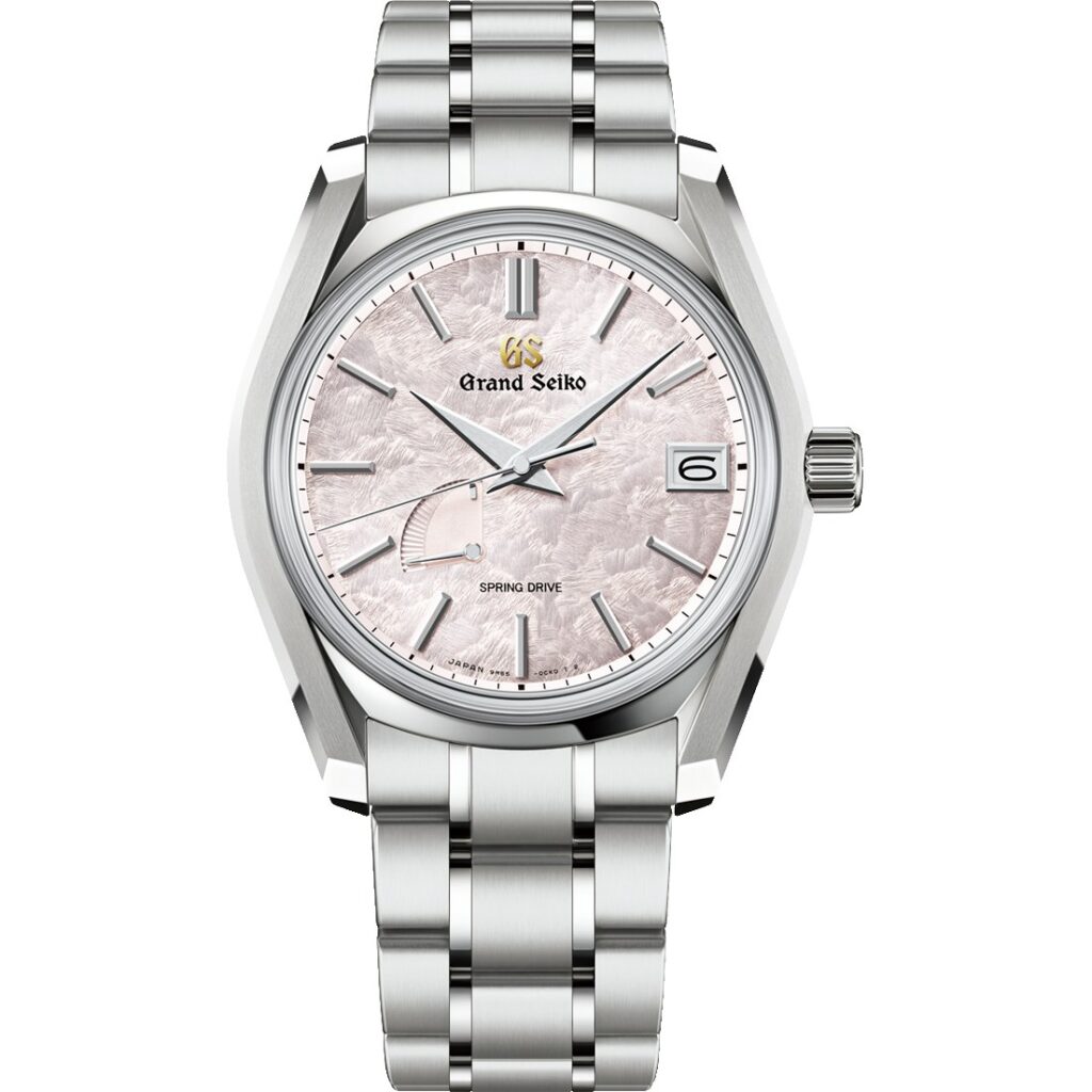 Les 10 Grand Seiko les plus désirables en 2026 : Montre Grand Seiko SBGA413 Shunbun en acier, cadran rose, sur bracelet acier, vue de face