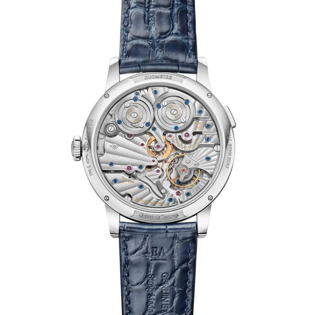 Fond saphir du Jaeger-LeCoultre Duomètre Quantième Lunaire Q604848J révélant le calibre 381