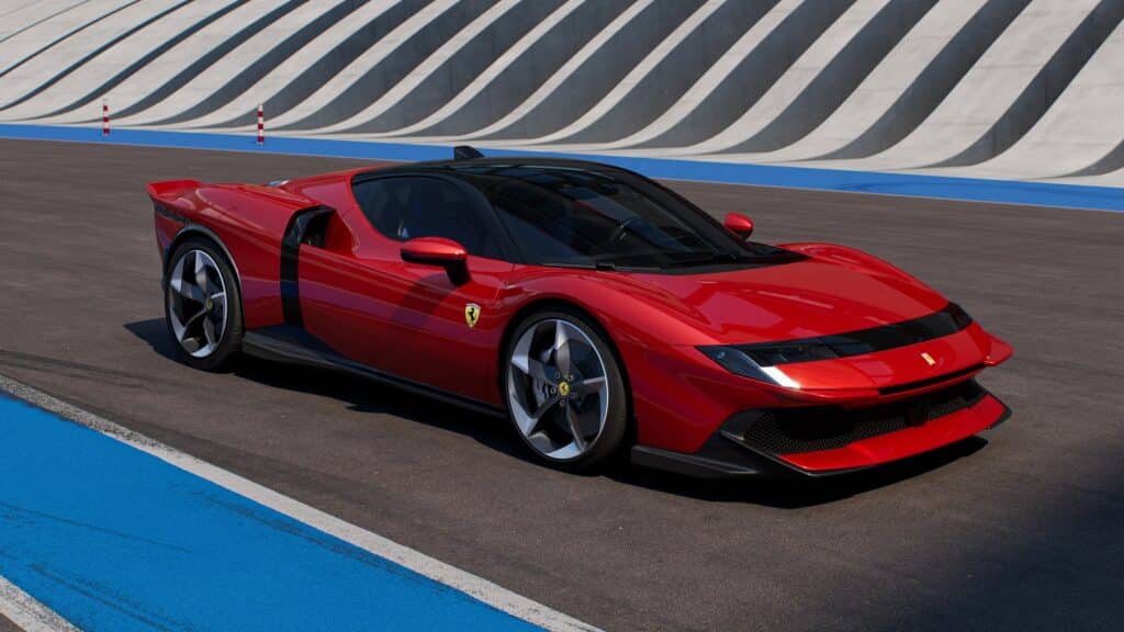 Les 10 Ferrari modernes les plus désirables en 2026 : Ferrari 849 Testarossa rouge vue de trois-quarts avant sur circuit
