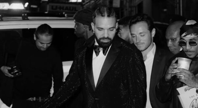 Une Ferrari Testarossa à l’honneur des 40 ans de Drake, 1986, l’année de sa naissance